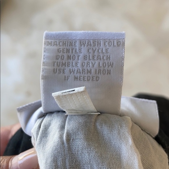 2/$20 Richard Chai Black ALine Mini Skirt w Zipper - Picture 5 of 6